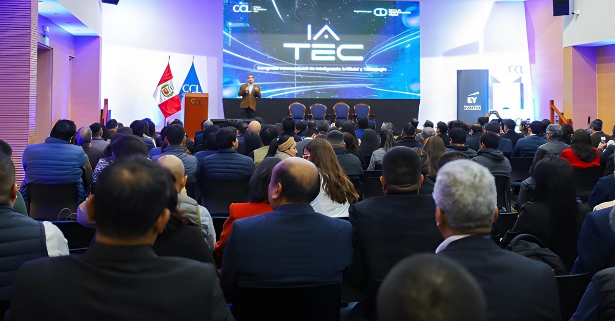 El-IA-TEC-2025-reunio-a-mas-de-1200-asistentes-en-la-camara-de-comercio-de-lima